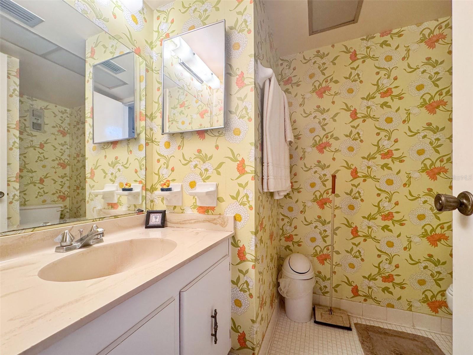 Image 26 of 41 For 4902 38th Way S 309