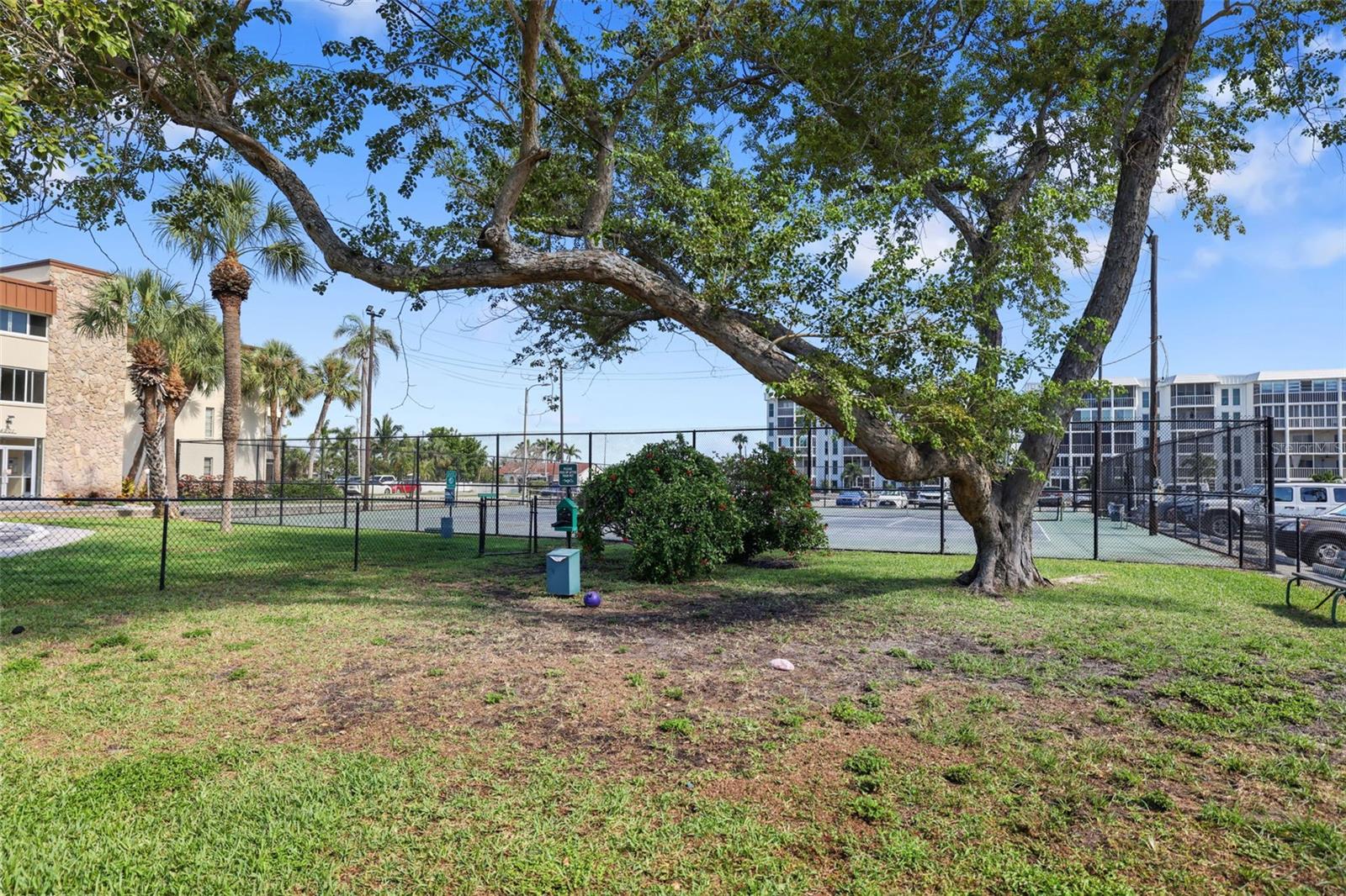 Image 37 of 41 For 4902 38th Way S 309