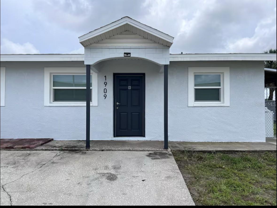 Details for 1909 Green Street, TAMPA, FL 33607