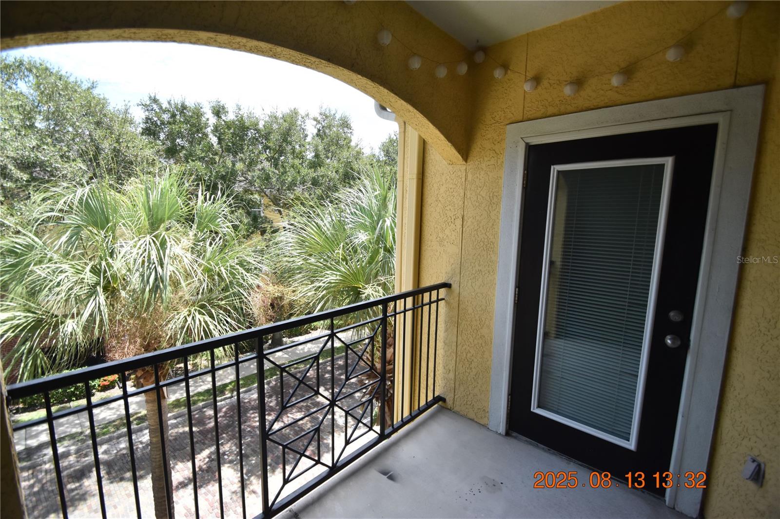 Image 24 of 47 For 1910 Palm Avenue 10301