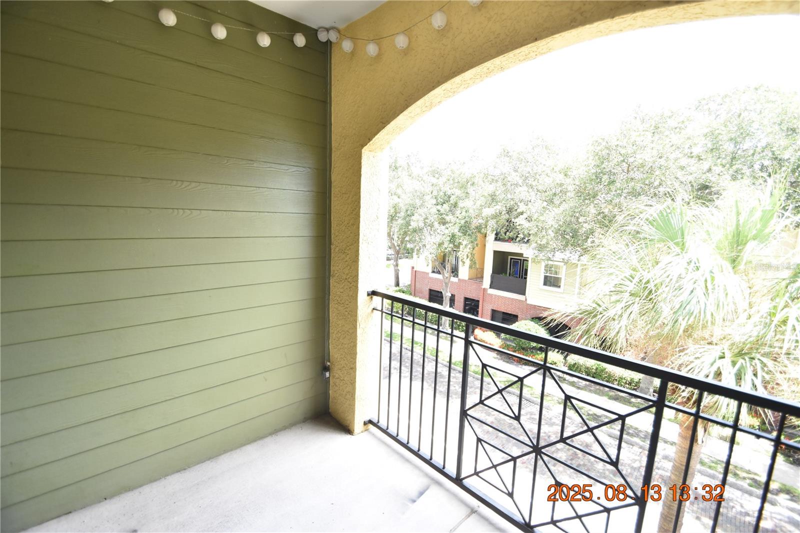 Image 25 of 47 For 1910 Palm Avenue 10301
