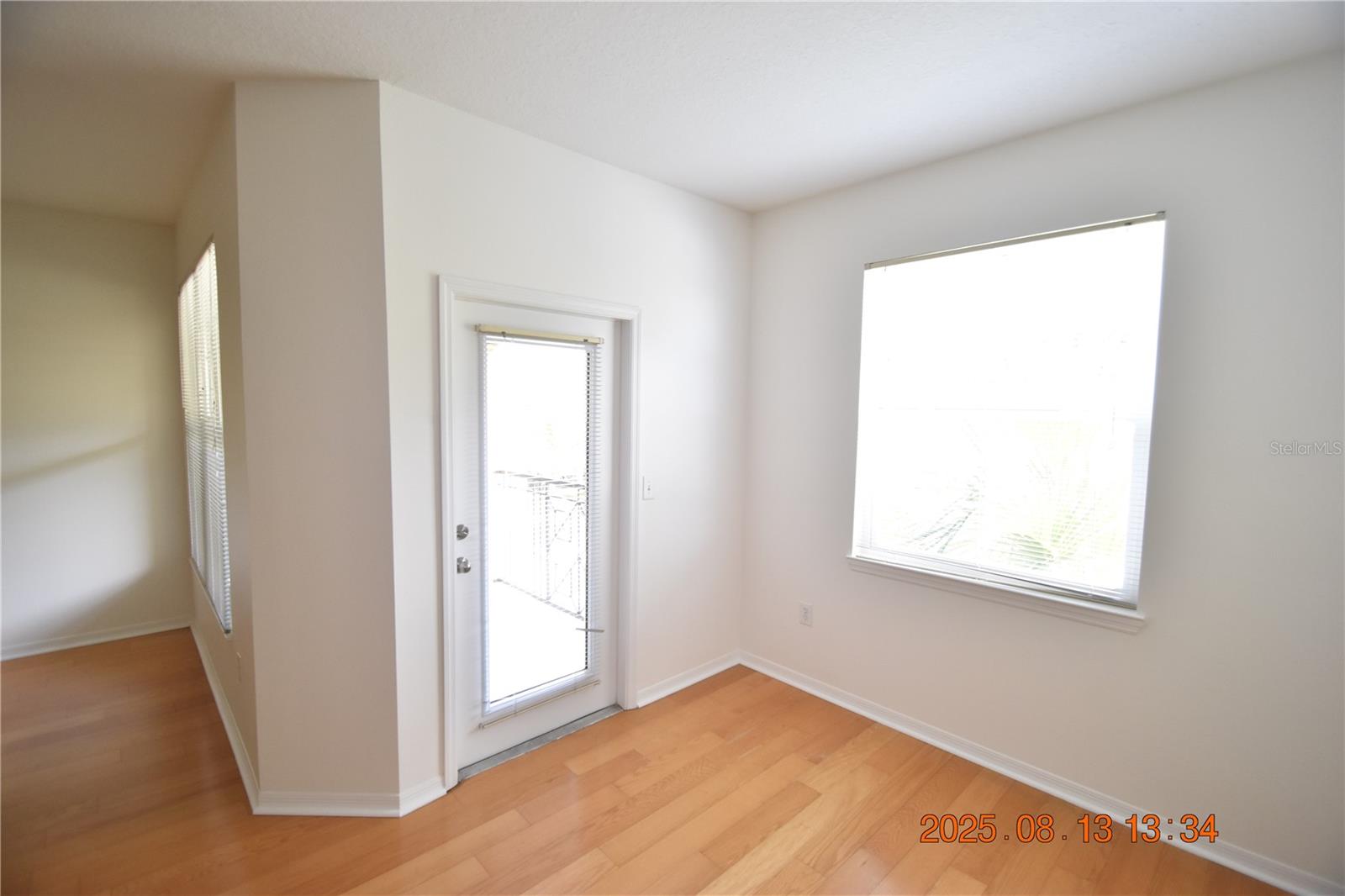 Image 8 of 47 For 1910 Palm Avenue 10301