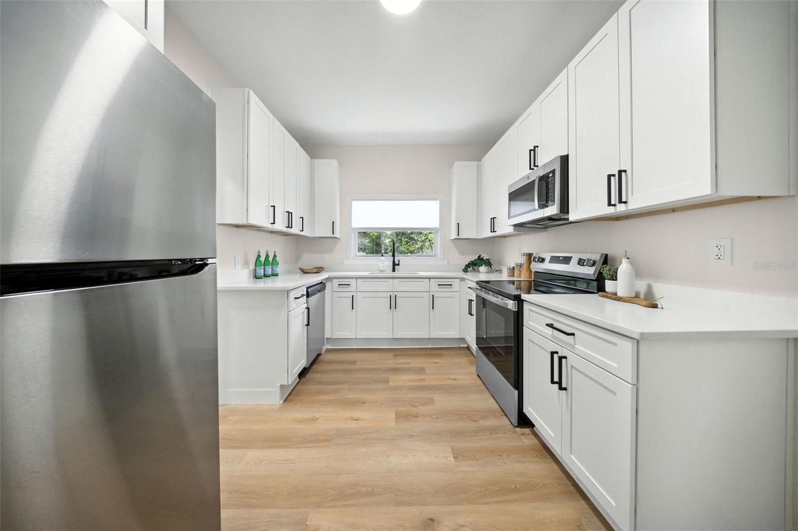 Image 11 of 31 For 2925 18th Street