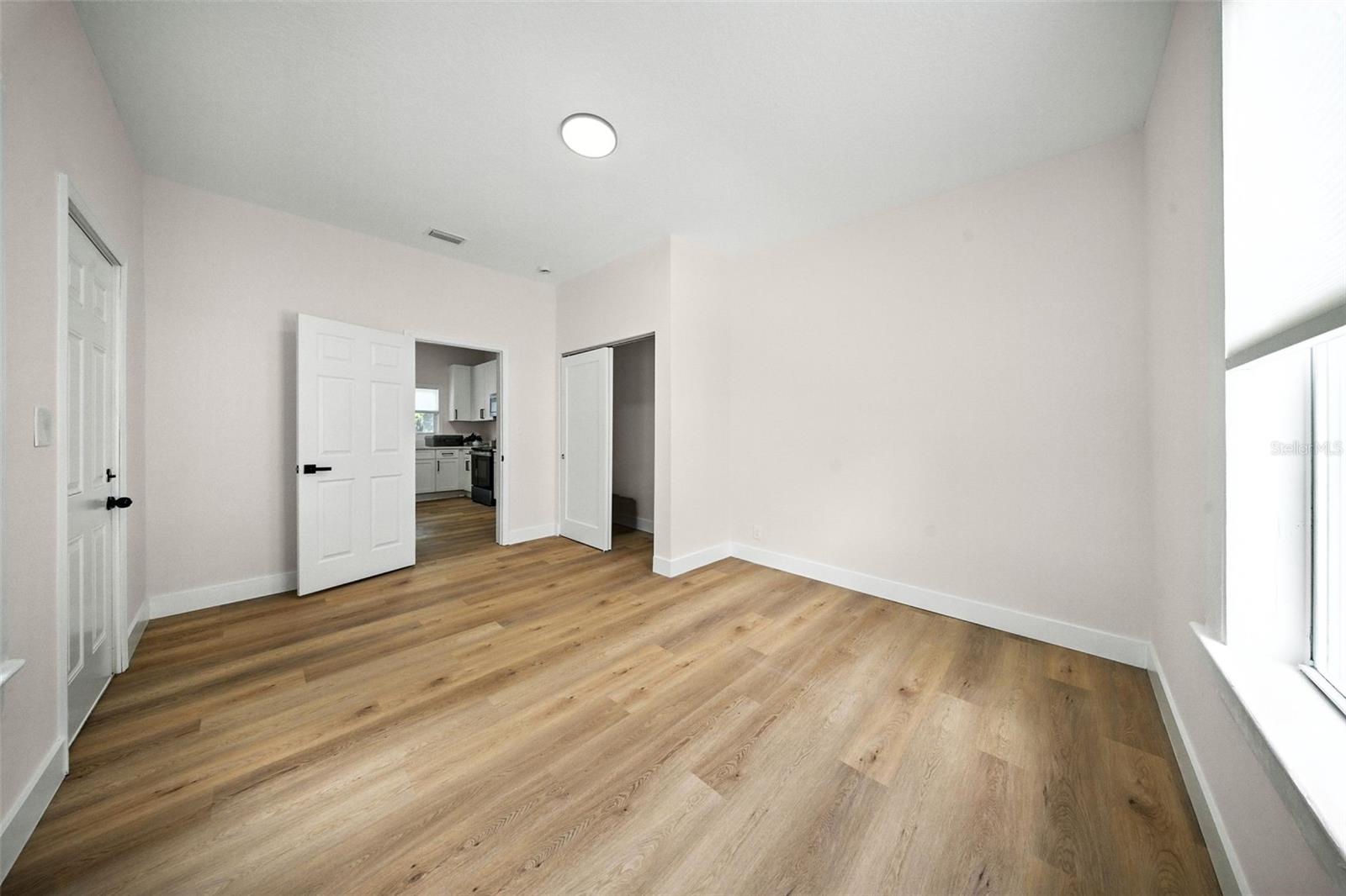 Image 20 of 31 For 2925 18th Street