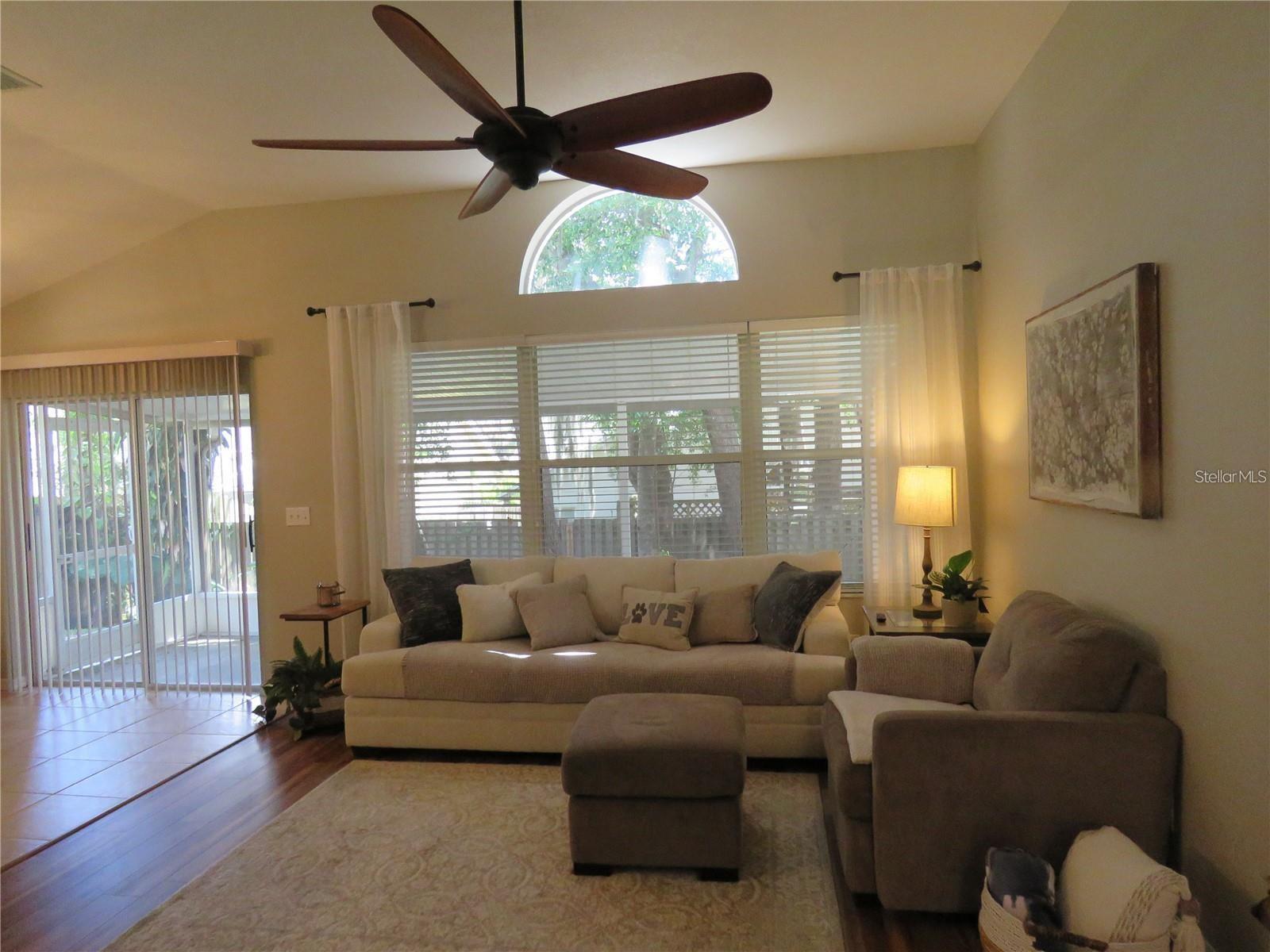 Image 3 of 14 For 4010 Windell Place