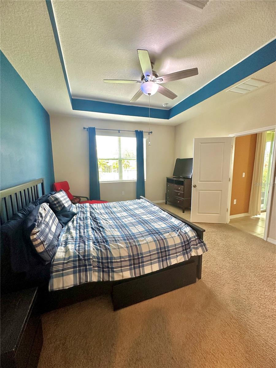 Image 18 of 27 For 7684 Stonebrook Circle