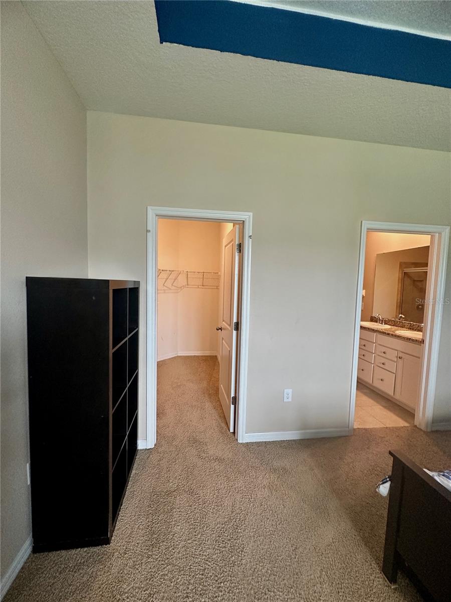 Image 22 of 27 For 7684 Stonebrook Circle