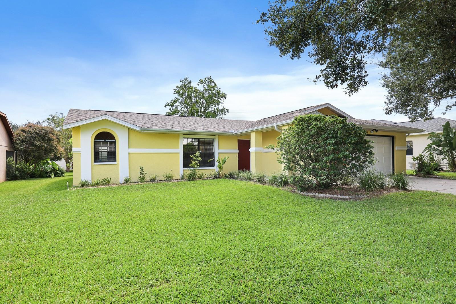 Details for 6346 Silver Oaks Drive, ZEPHYRHILLS, FL 33542
