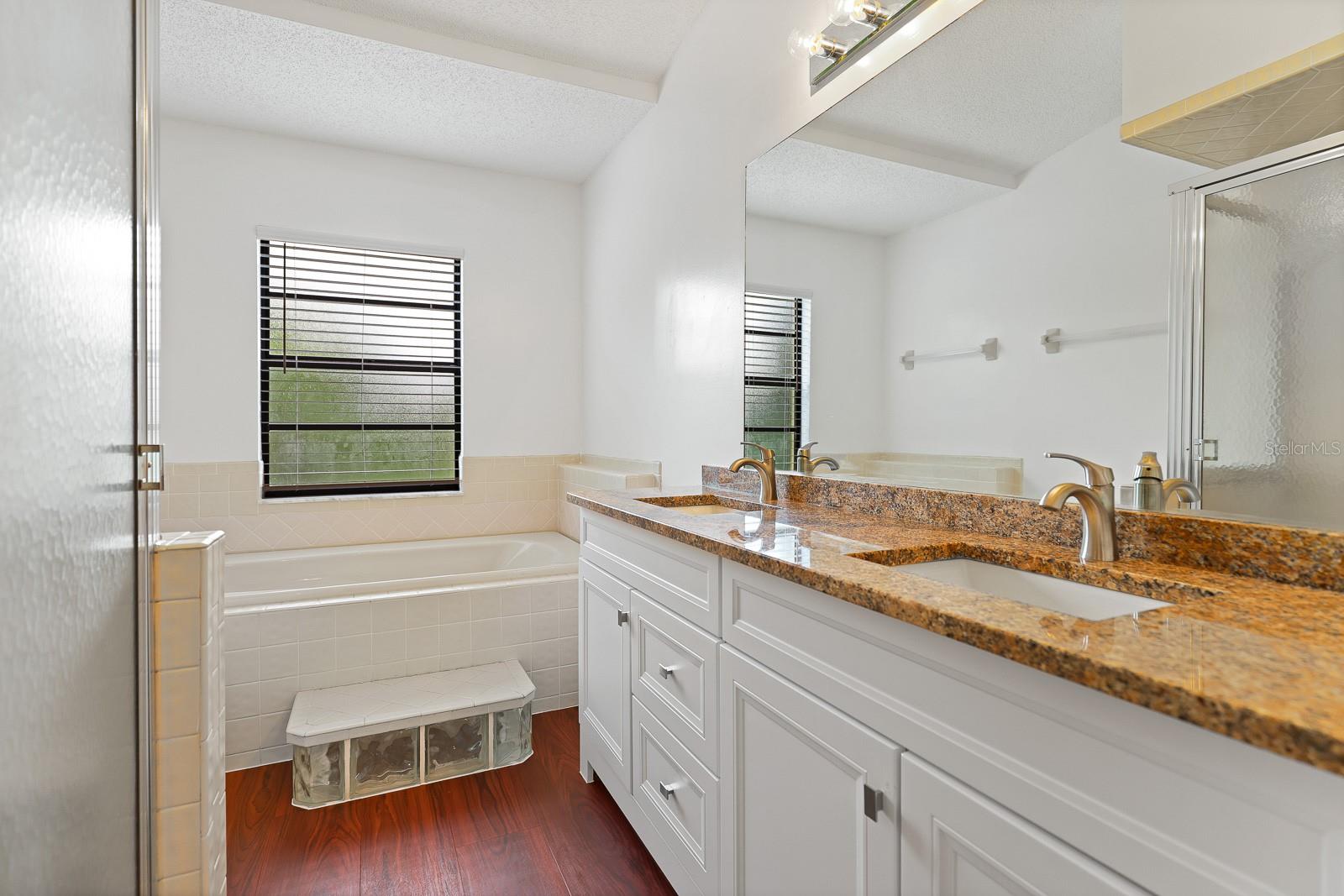 Image 14 of 24 For 6346 Silver Oaks Drive