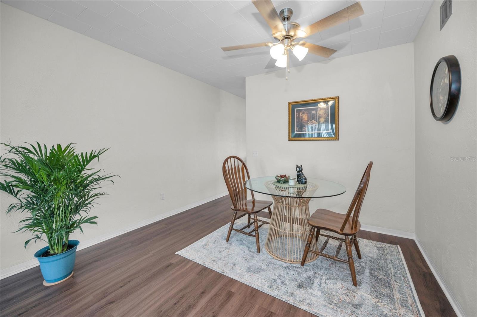 Image 13 of 55 For 4300 58th Street N 2013