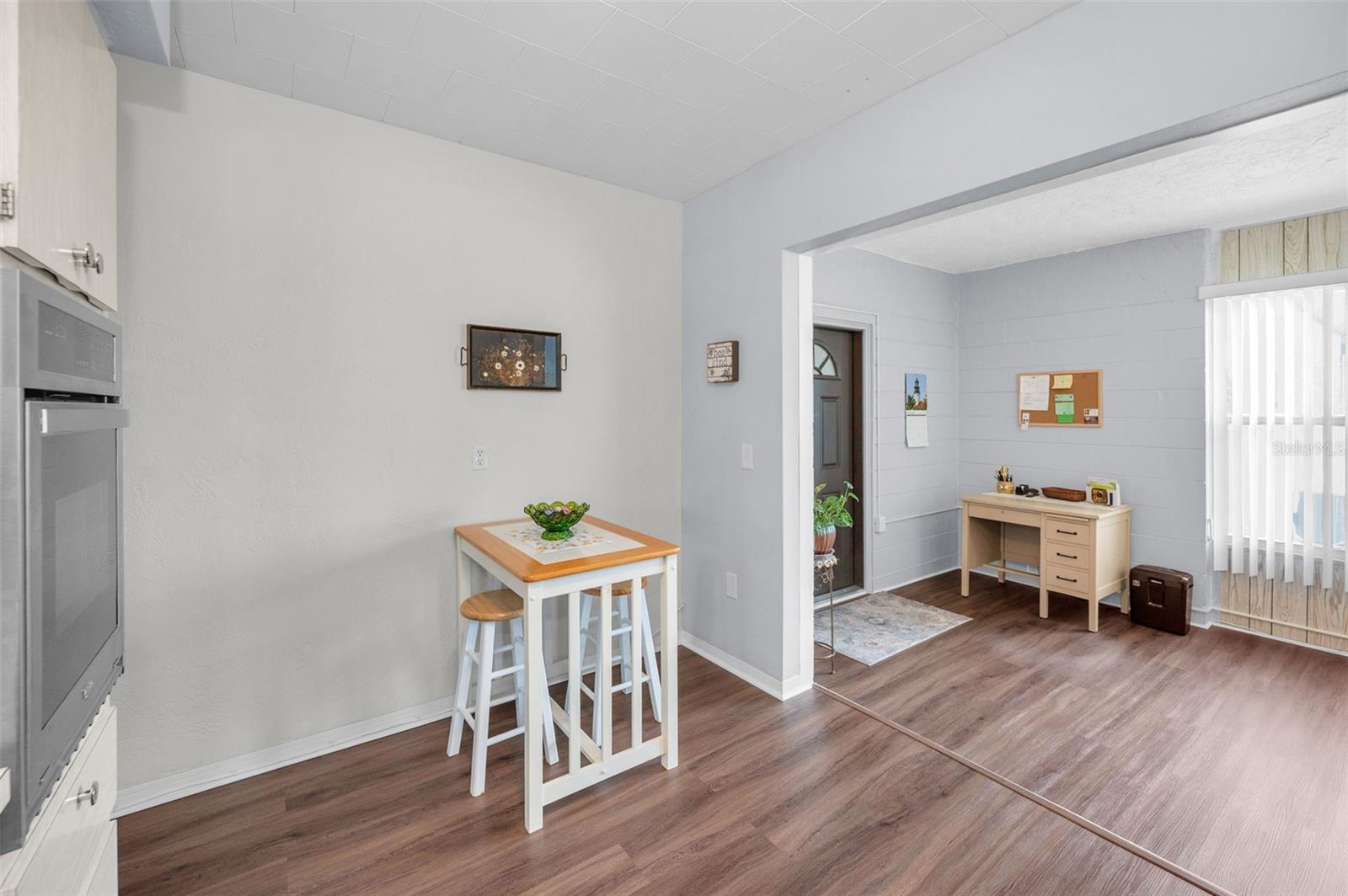 Image 18 of 55 For 4300 58th Street N 2013