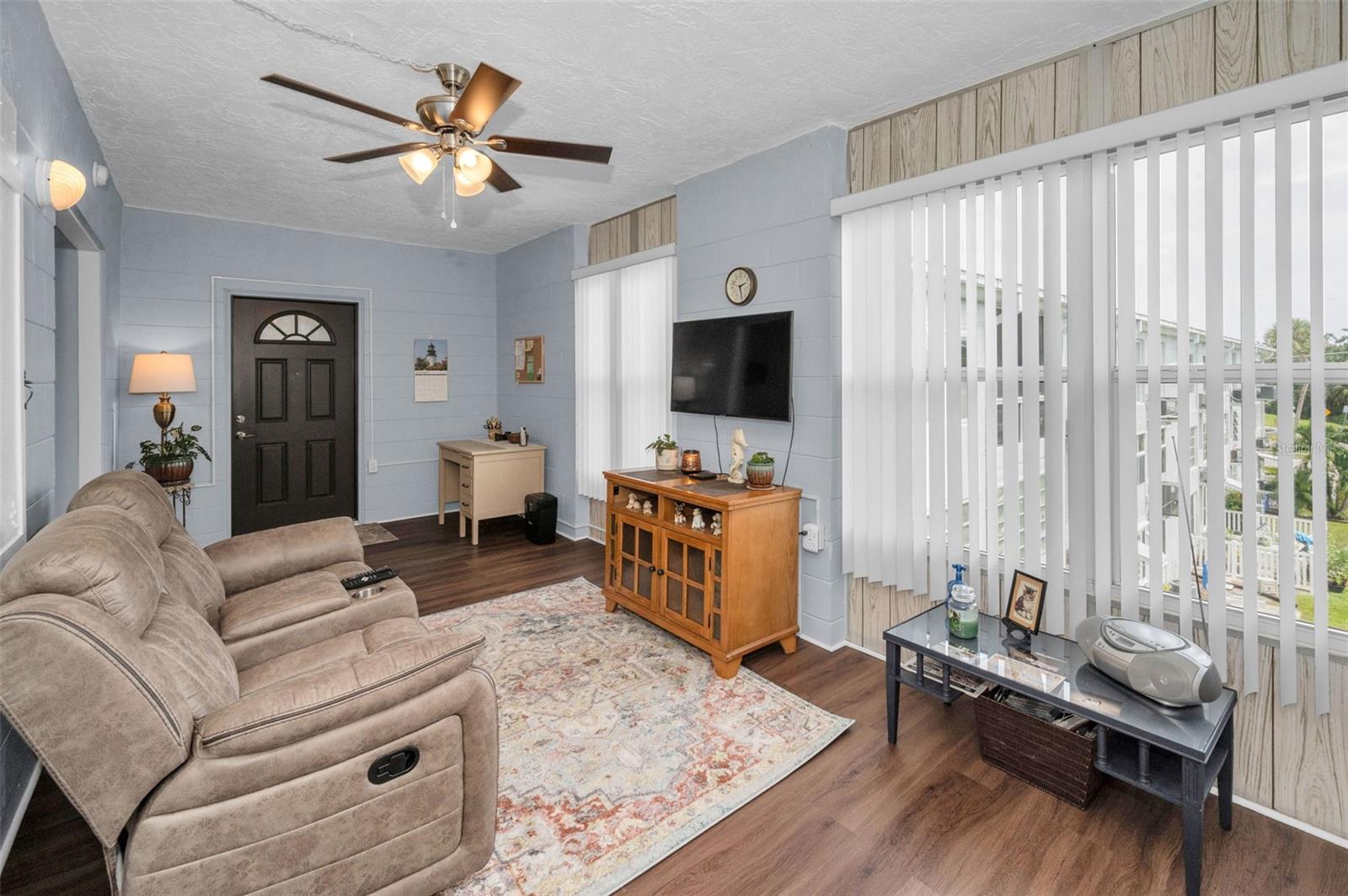 Image 24 of 55 For 4300 58th Street N 2013