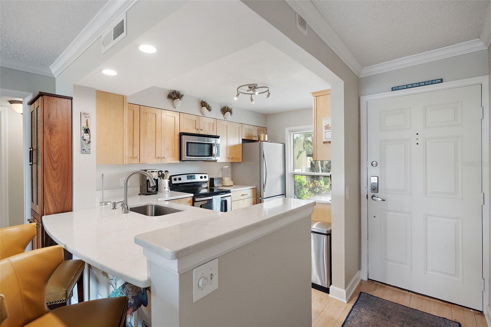Image 3 of 34 For 6294 Bahia Del Mar Circle 103