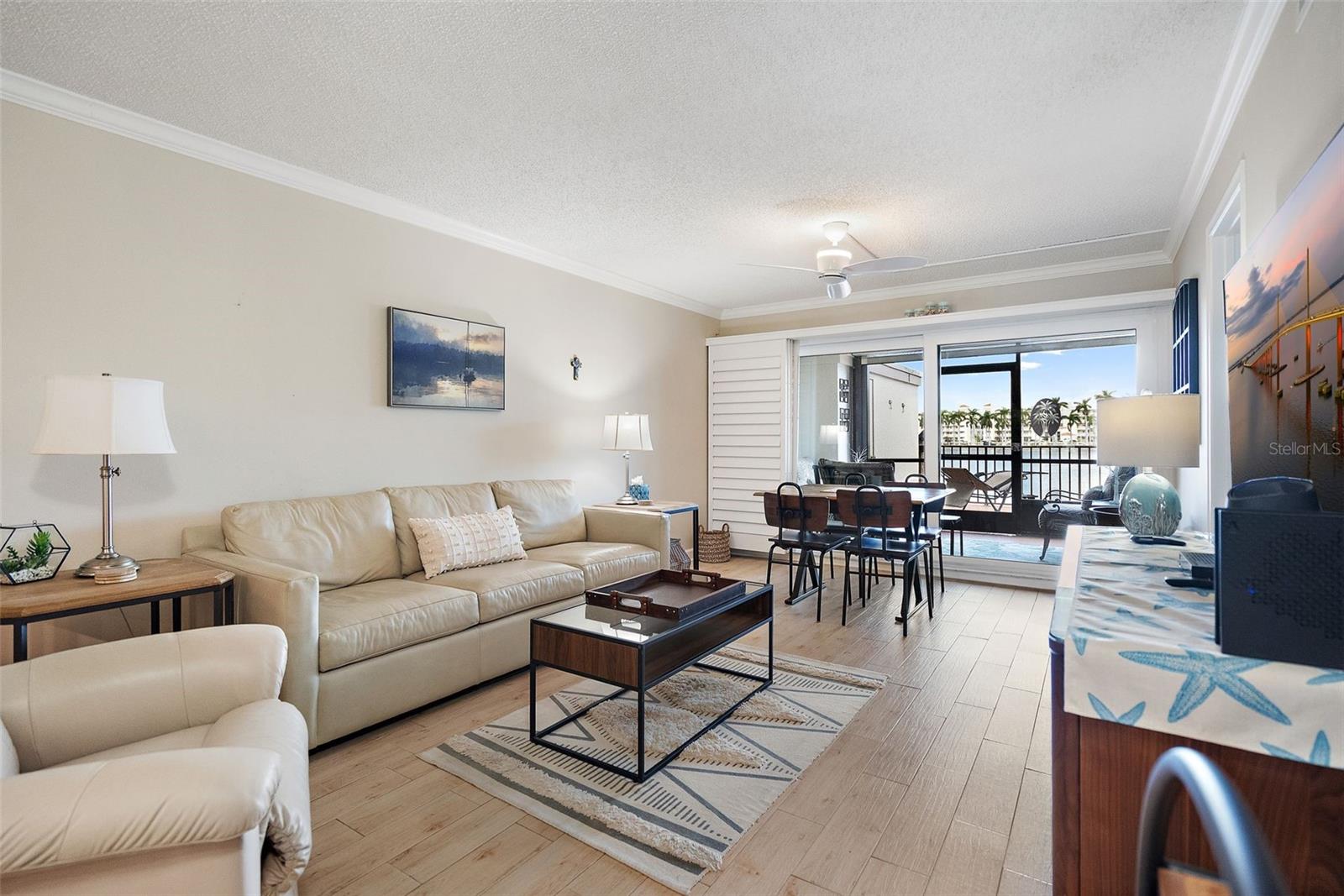 Image 7 of 34 For 6294 Bahia Del Mar Circle 103