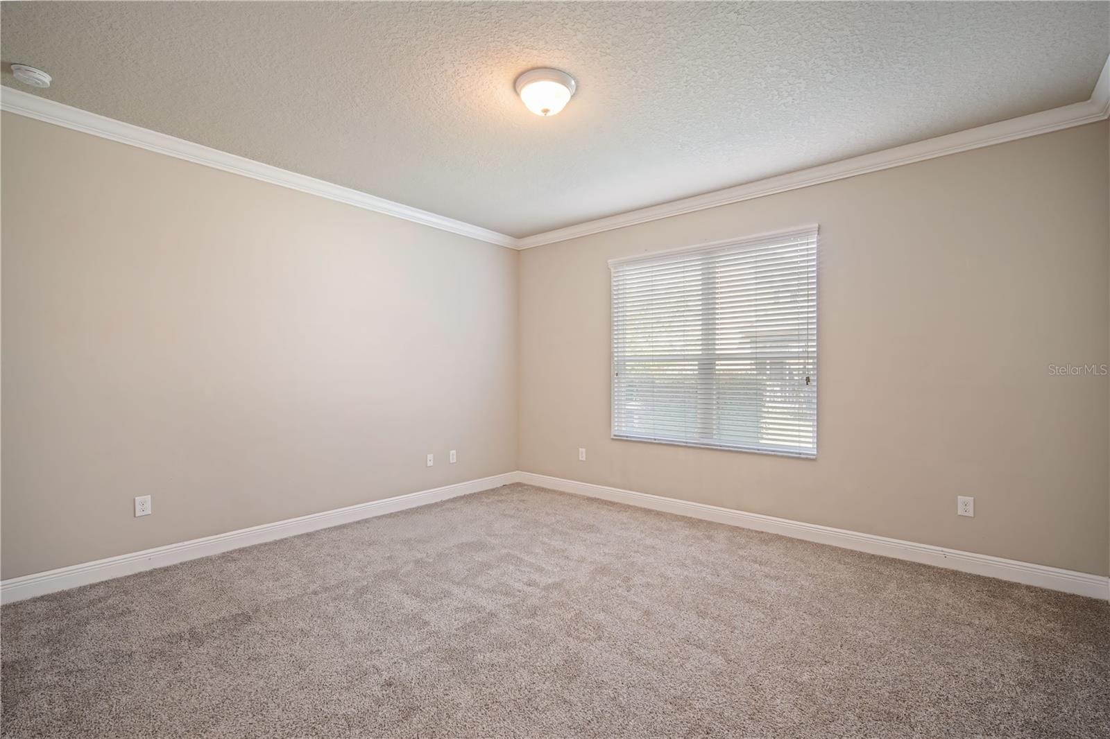 Image 13 of 33 For 15604 Starling Crossing Drive