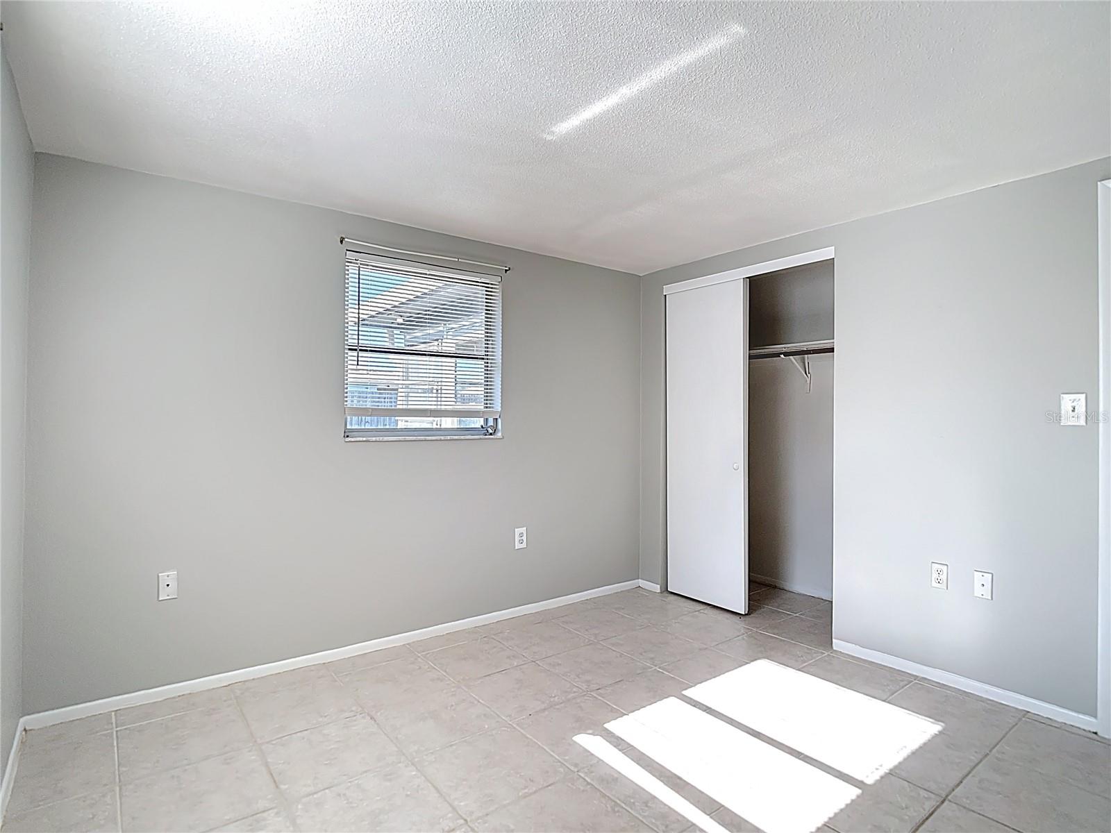 Listing photo id 14 for 3426 Pinon Dr