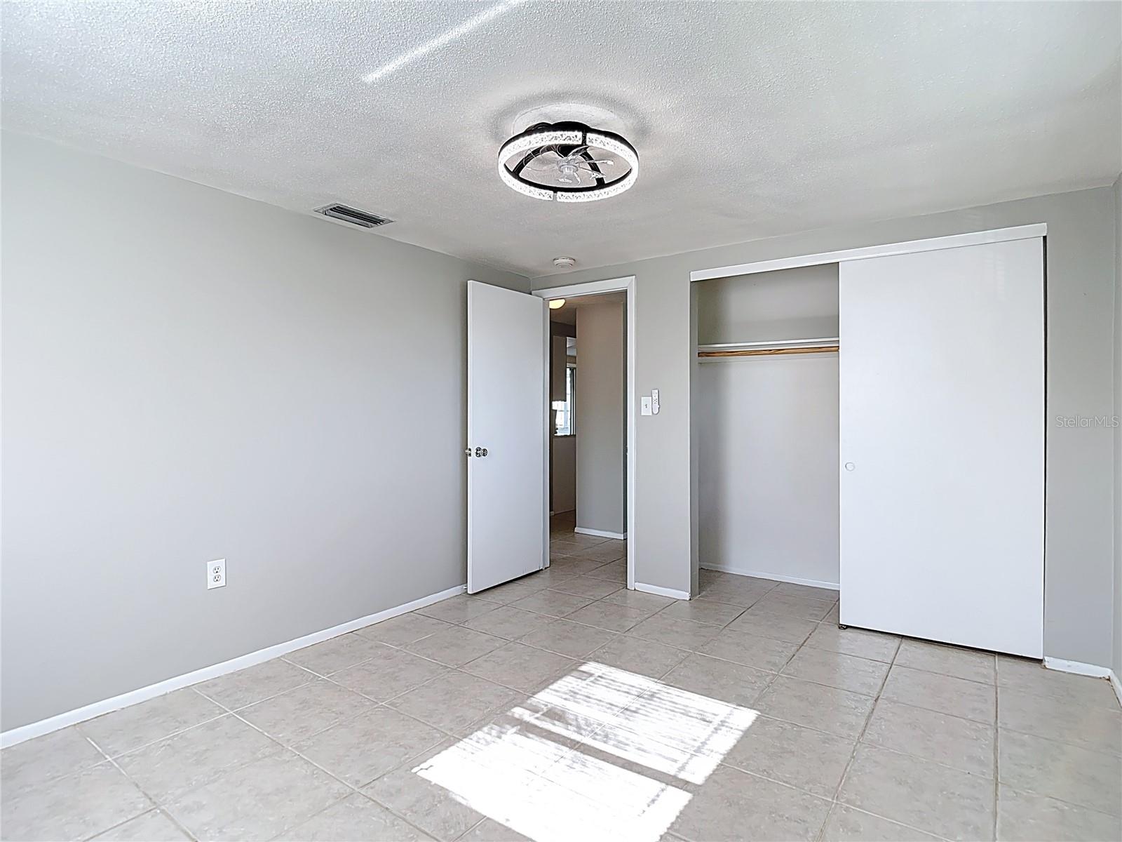 Listing photo id 21 for 3426 Pinon Dr