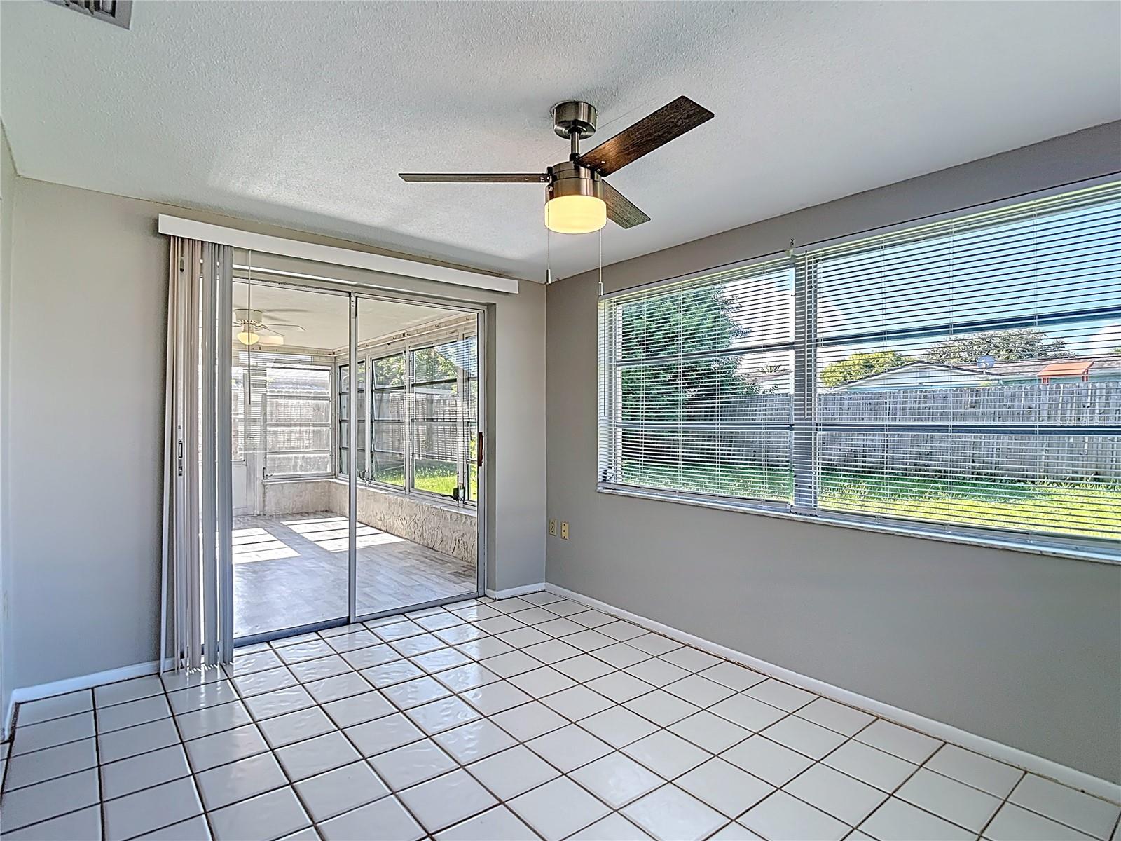 Listing photo id 27 for 3426 Pinon Dr