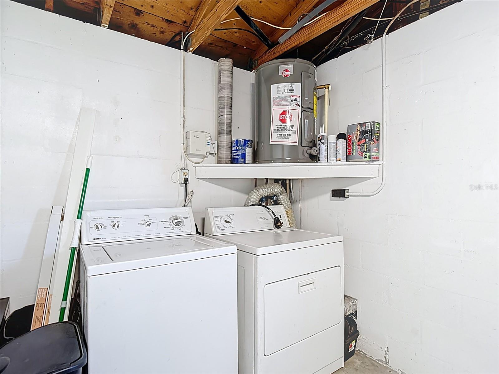 Listing photo id 34 for 3426 Pinon Dr