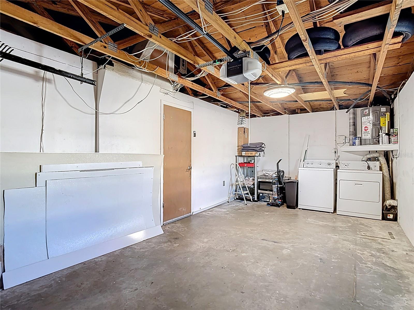 Listing photo id 36 for 3426 Pinon Dr