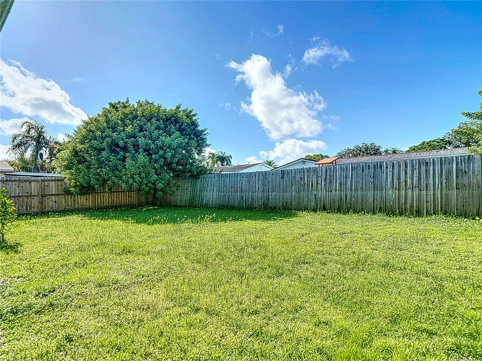 Listing photo id 40 for 3426 Pinon Dr