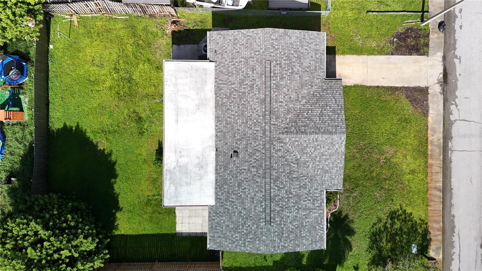 Listing photo id 41 for 3426 Pinon Dr