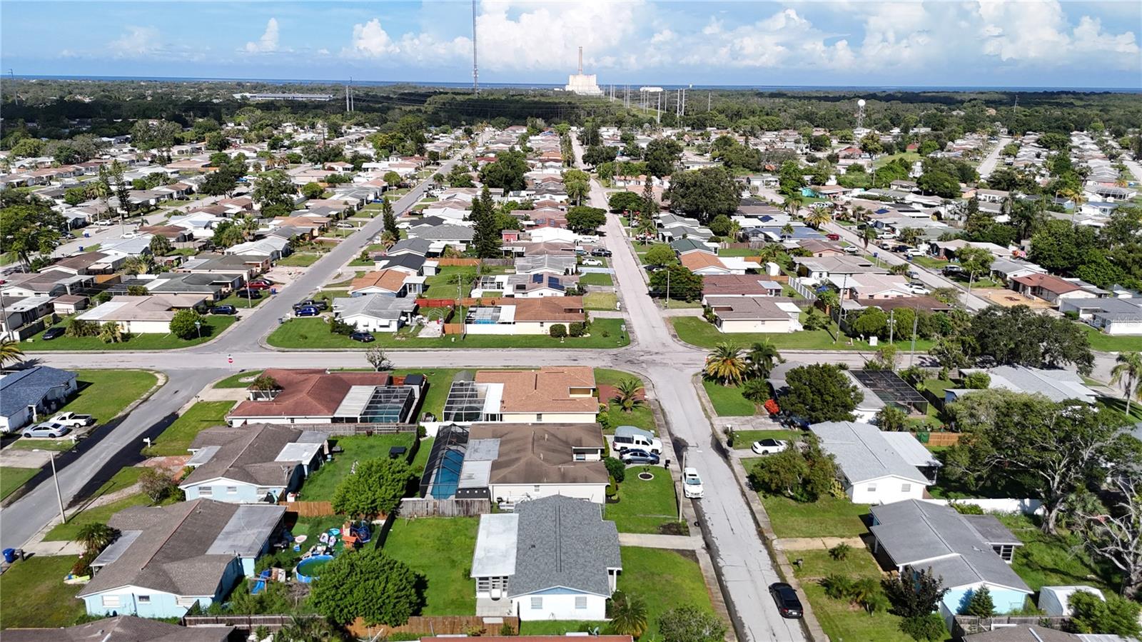 Listing photo id 48 for 3426 Pinon Dr