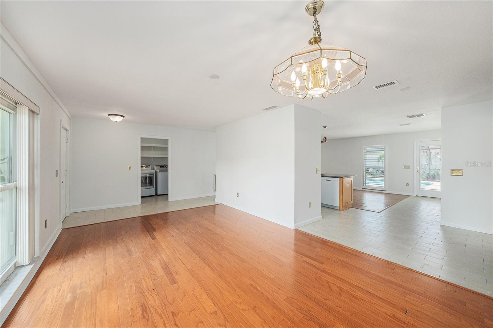 Image 12 of 32 For 14505 Sutter Place