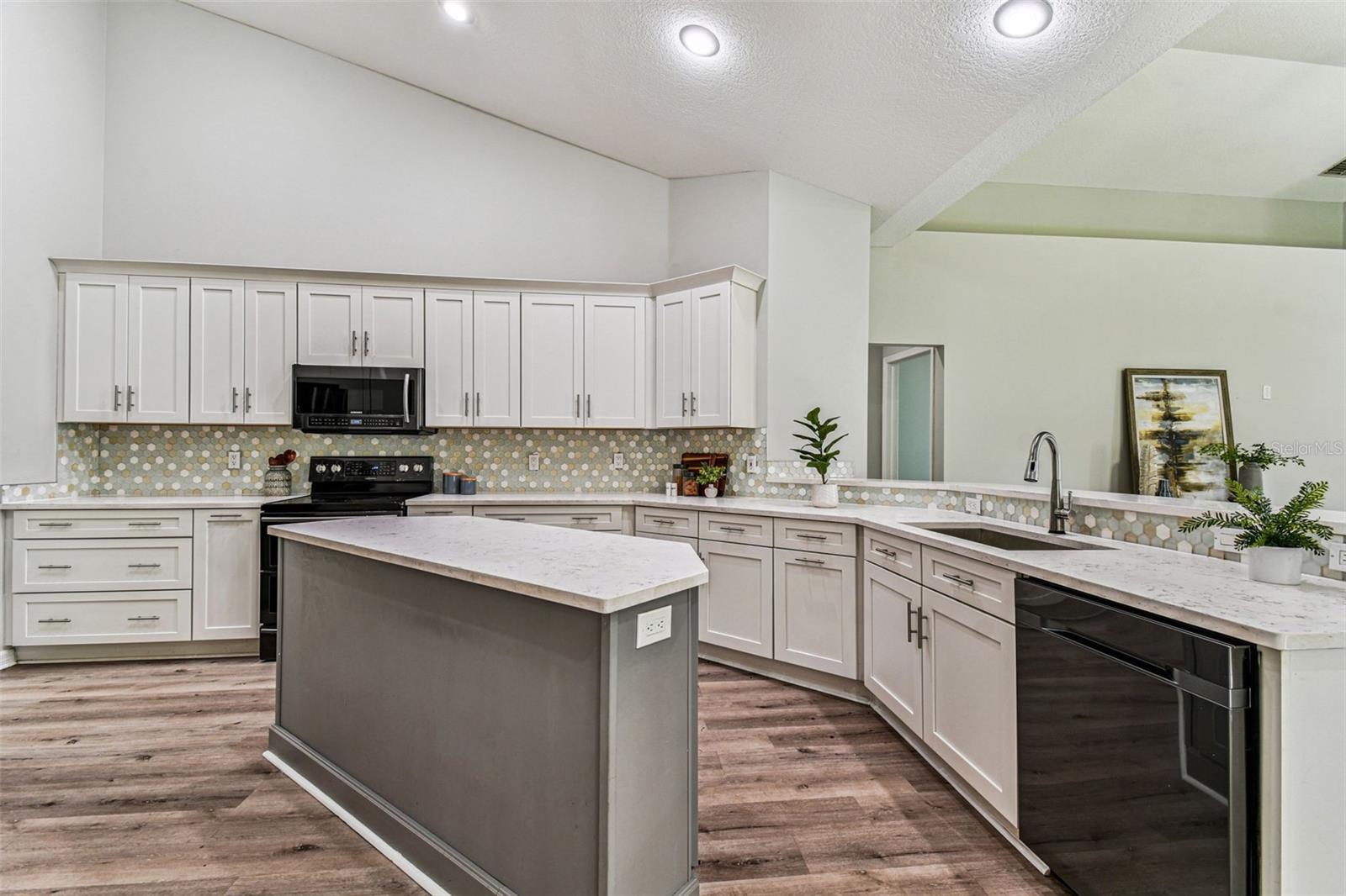 Image 9 of 73 For 4933 Ebensburg Drive