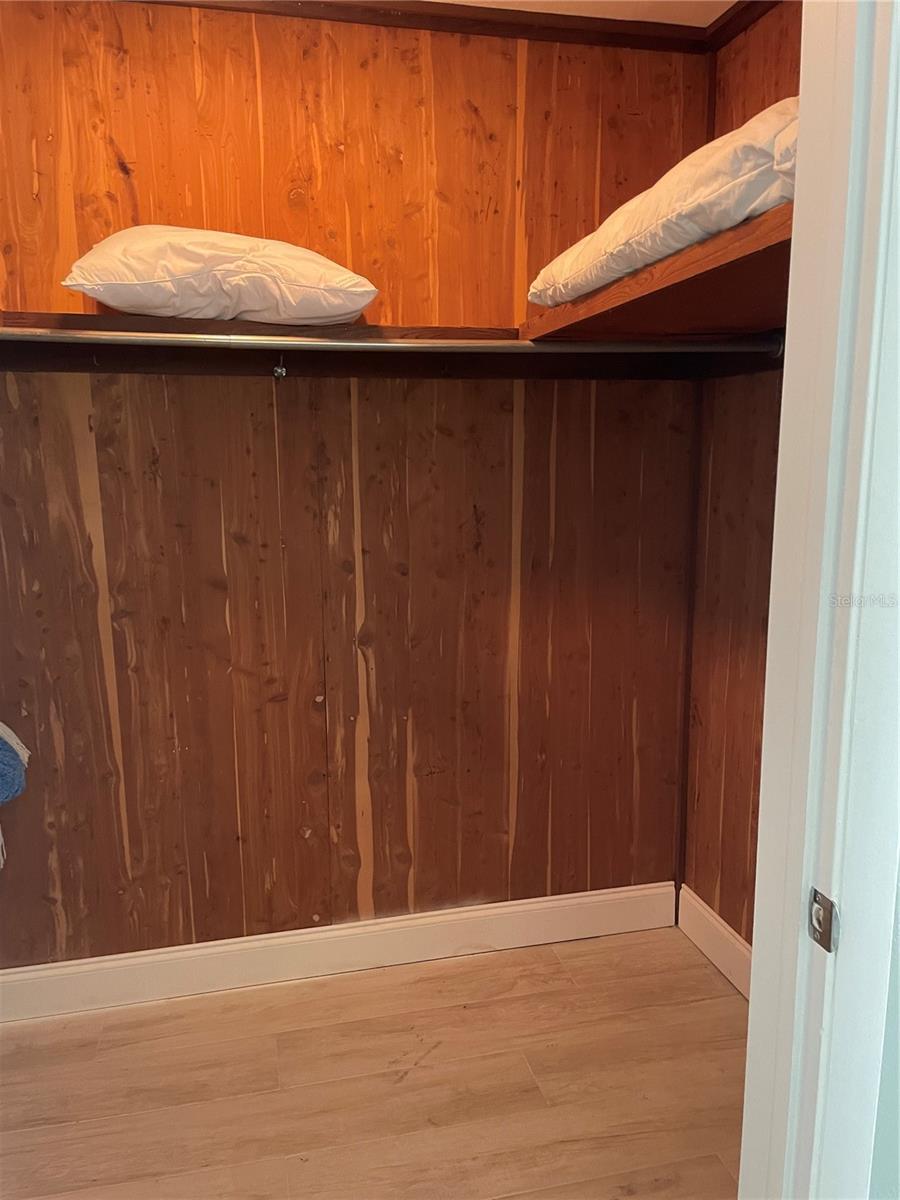Image 16 of 28 For 405 4th Avenue N
