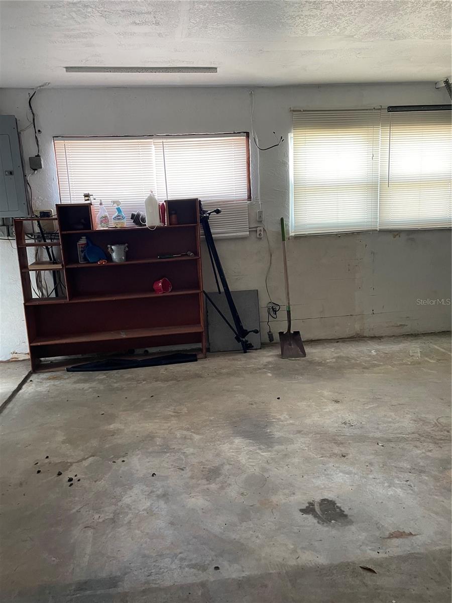 Image 25 of 28 For 405 4th Avenue N