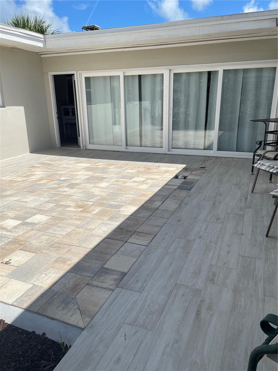 Image 4 of 28 For 405 4th Avenue N