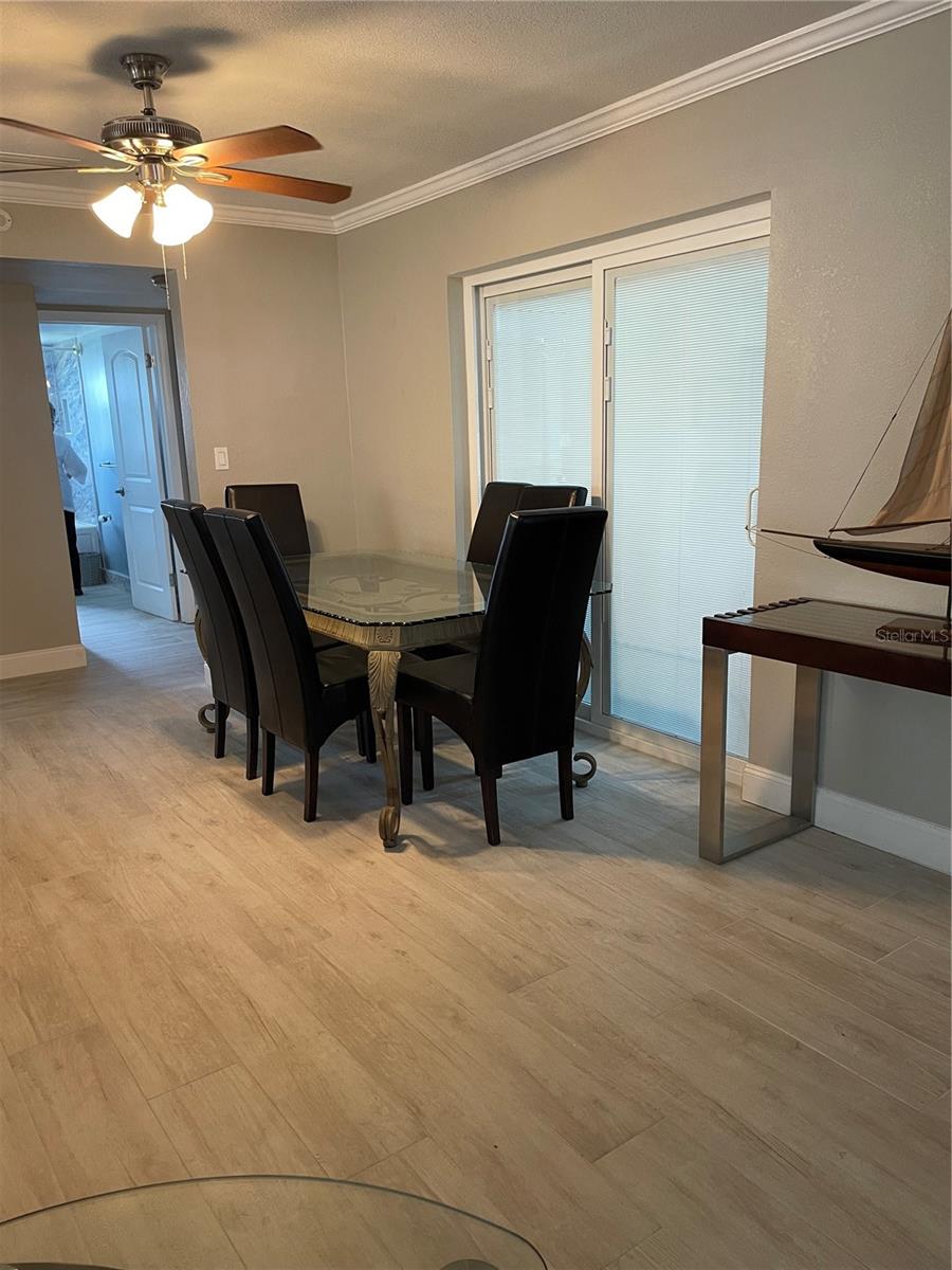 Image 5 of 28 For 405 4th Avenue N