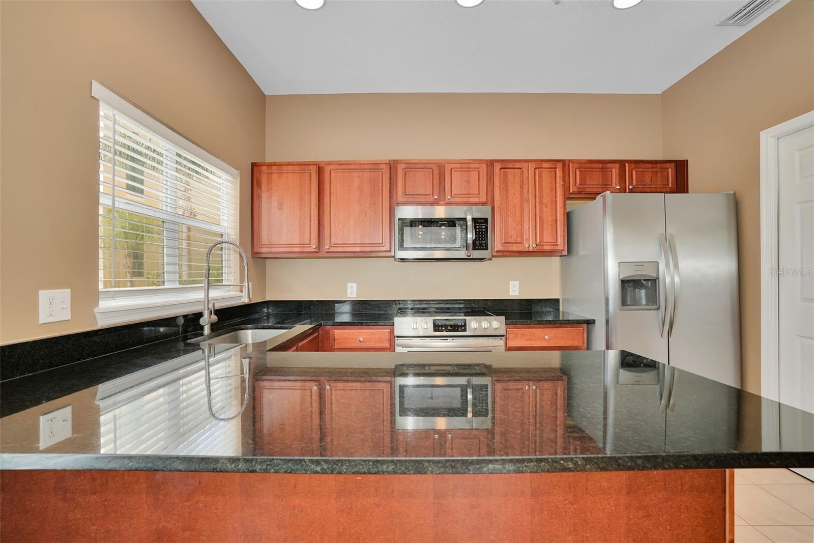 Image 11 of 81 For 7100 Sunset Way Ph5