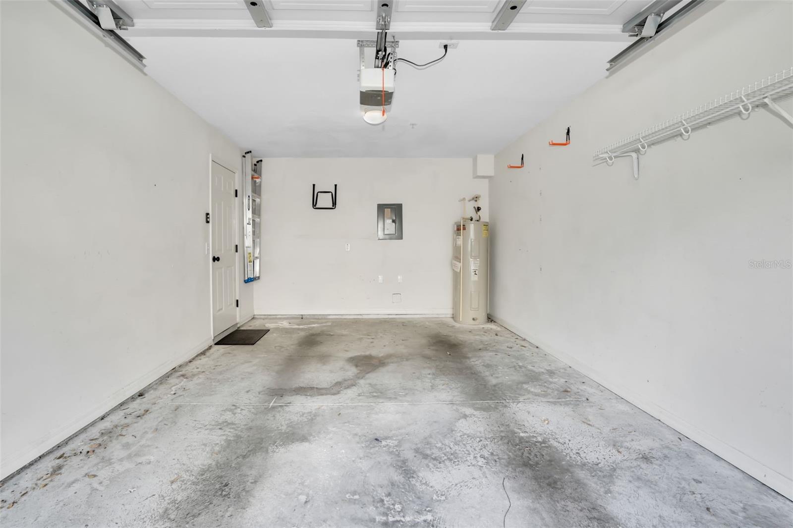 Image 38 of 81 For 7100 Sunset Way Ph5