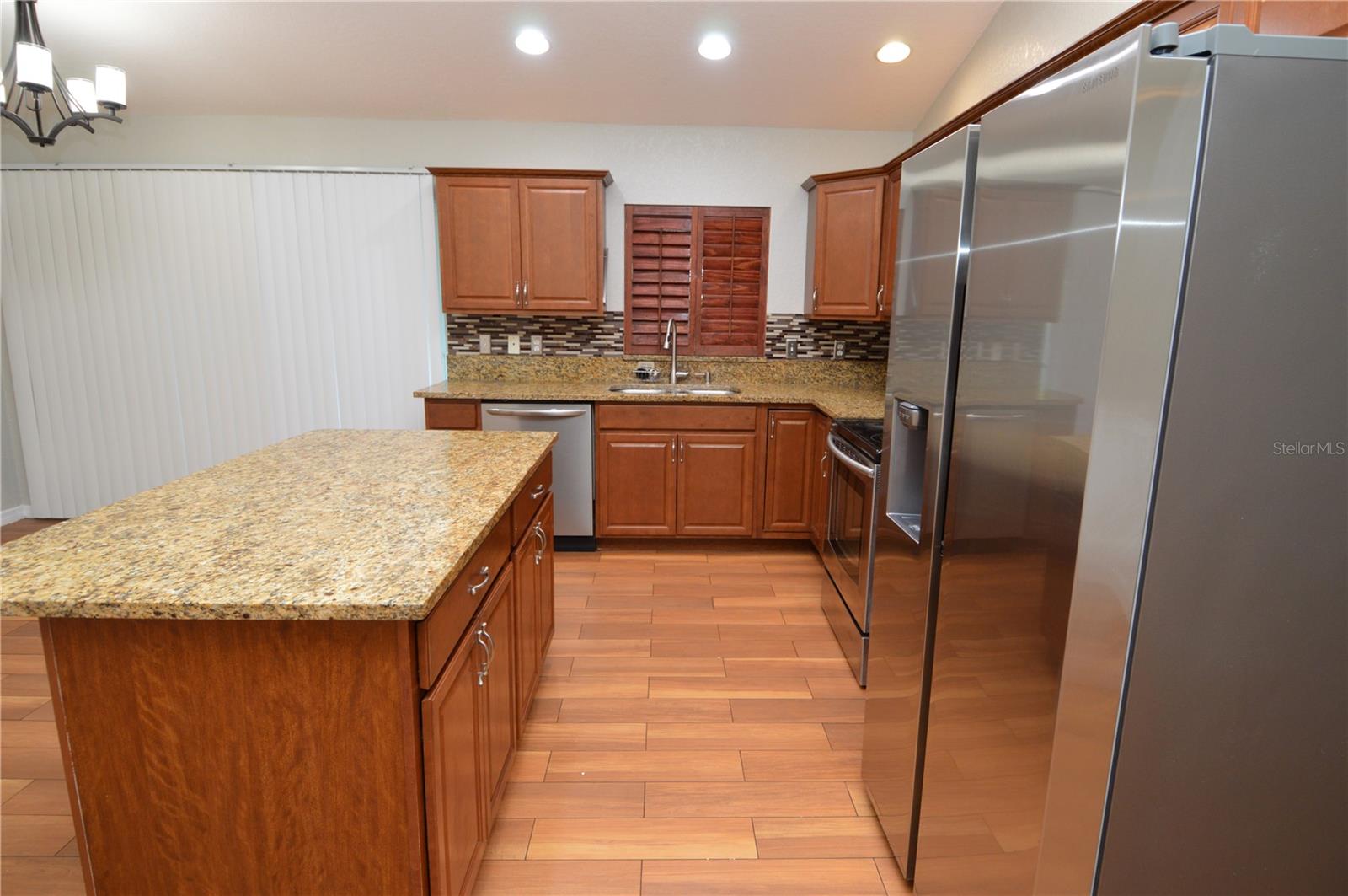 Image 10 of 79 For 10248 107th Avenue N