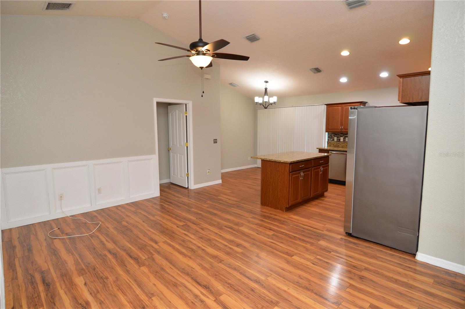 Image 13 of 79 For 10248 107th Avenue N