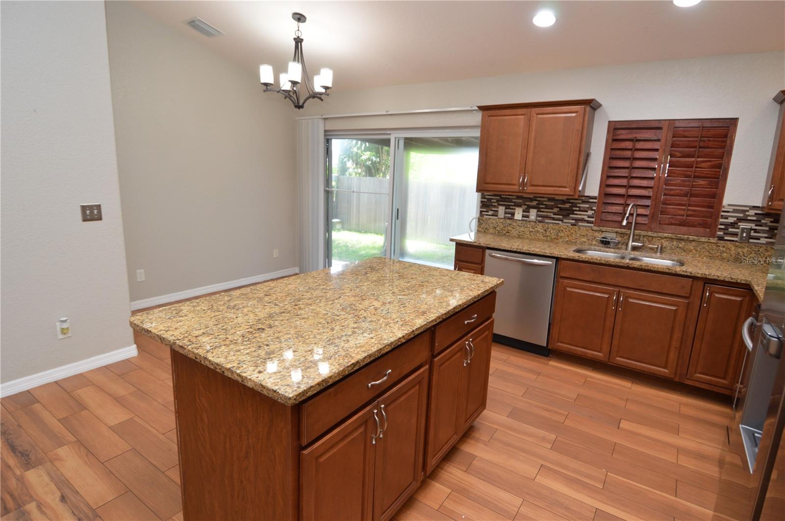 Image 14 of 79 For 10248 107th Avenue N