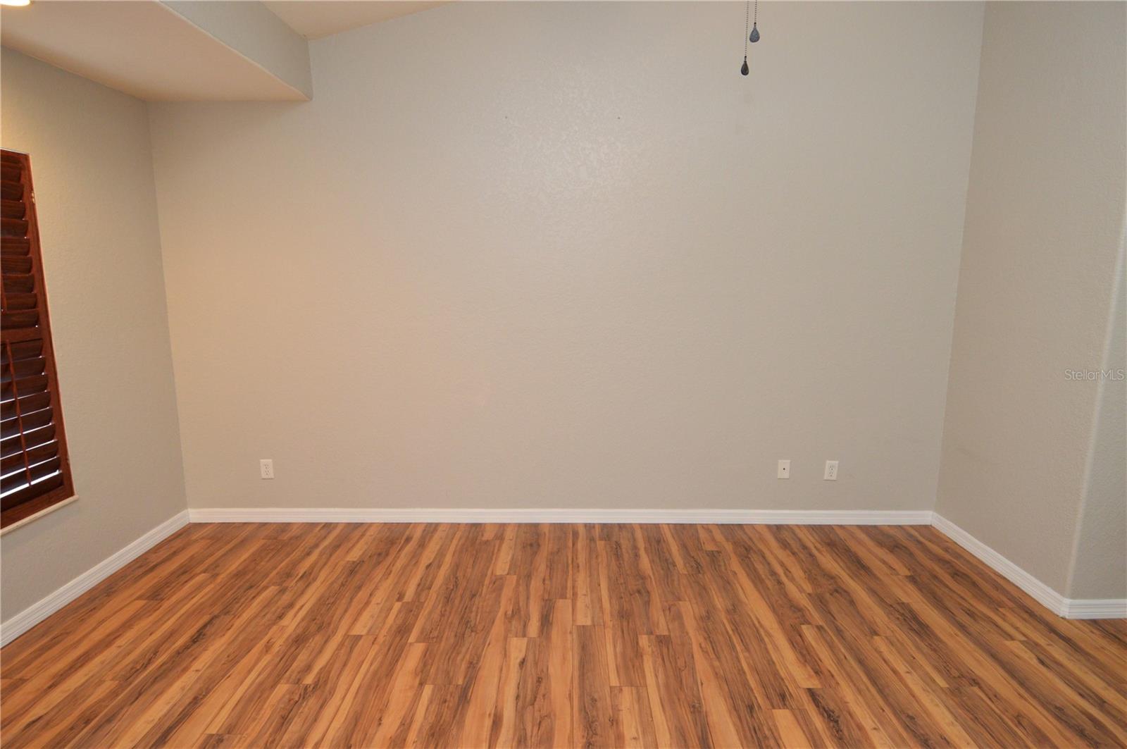 Image 25 of 79 For 10248 107th Avenue N