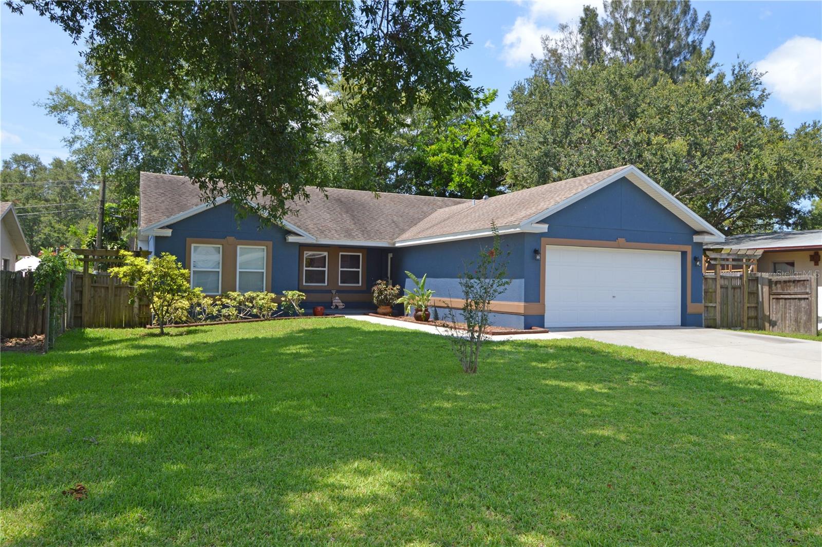Image 3 of 79 For 10248 107th Avenue N