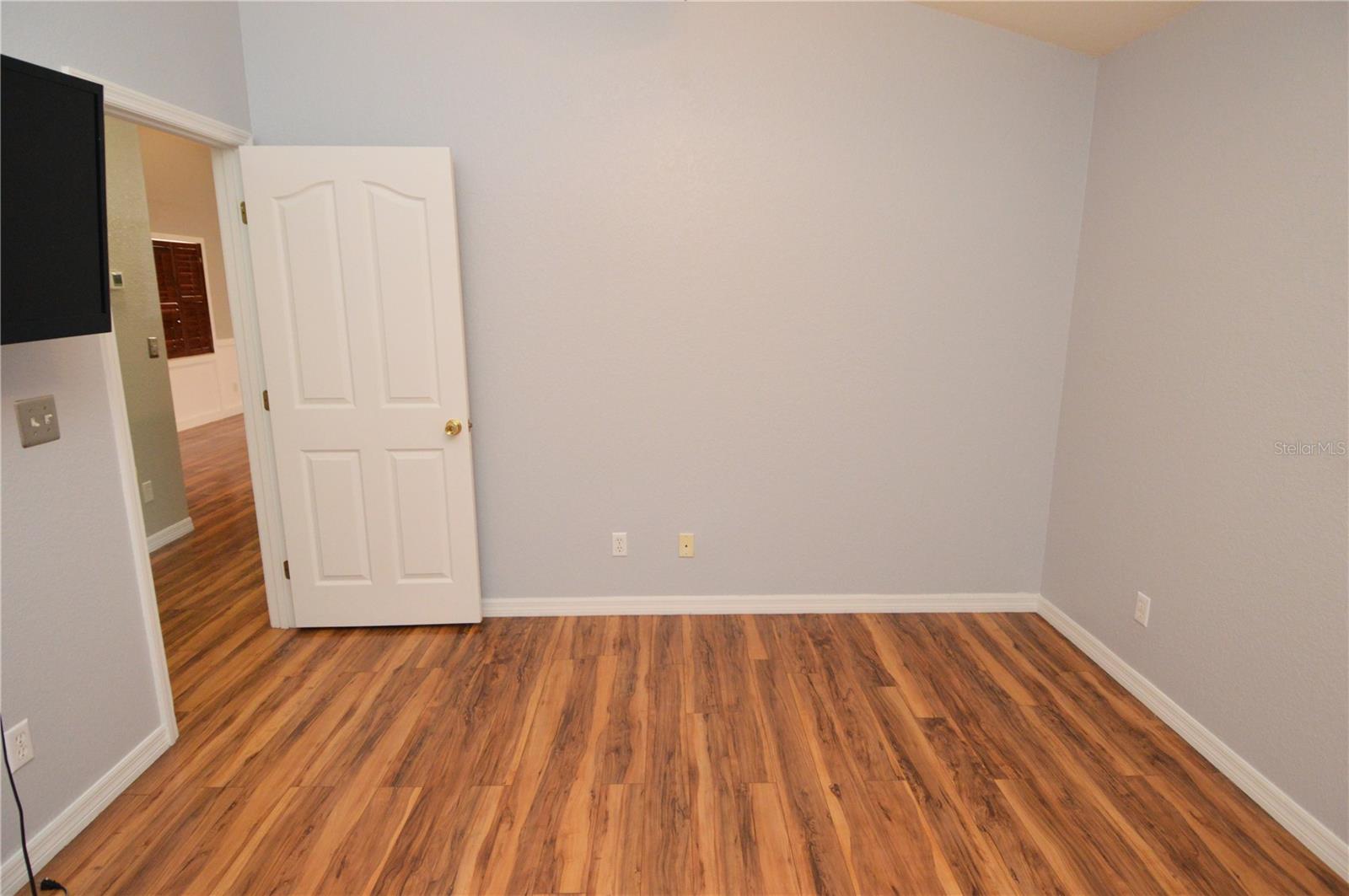 Image 64 of 79 For 10248 107th Avenue N