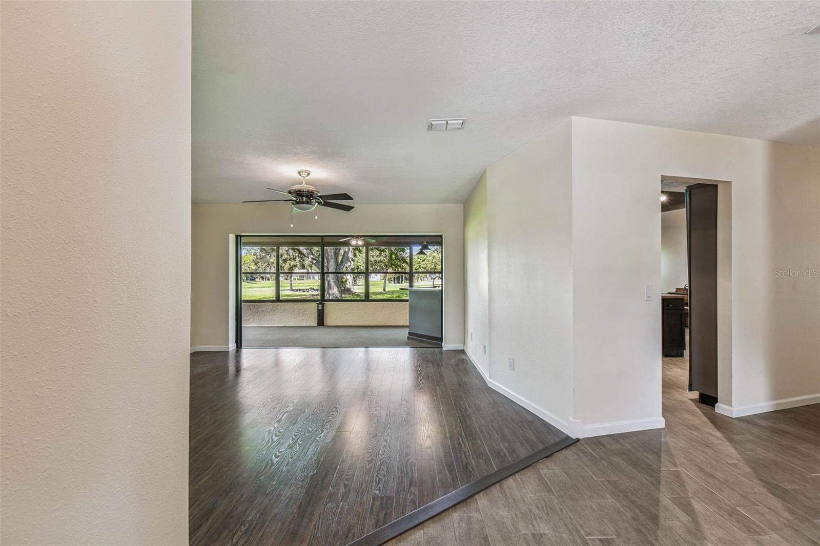 Image 14 of 80 For 5319 Saddlebrook Way