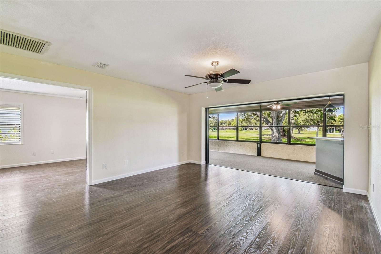 Image 16 of 80 For 5319 Saddlebrook Way
