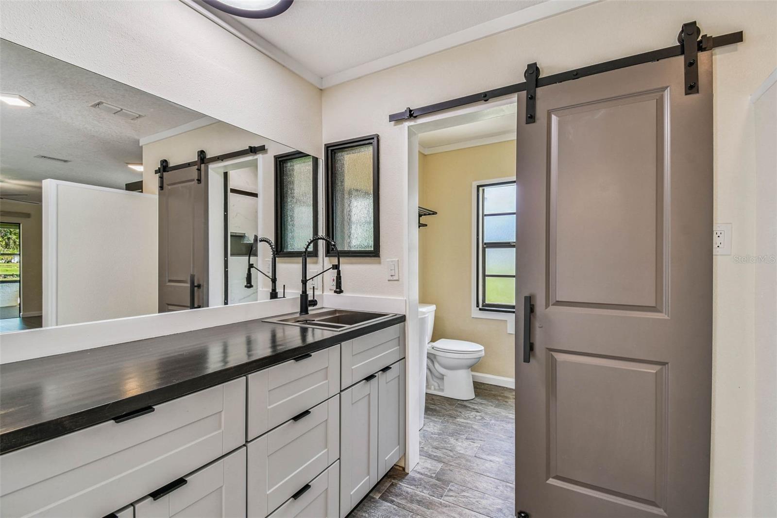 Image 24 of 80 For 5319 Saddlebrook Way