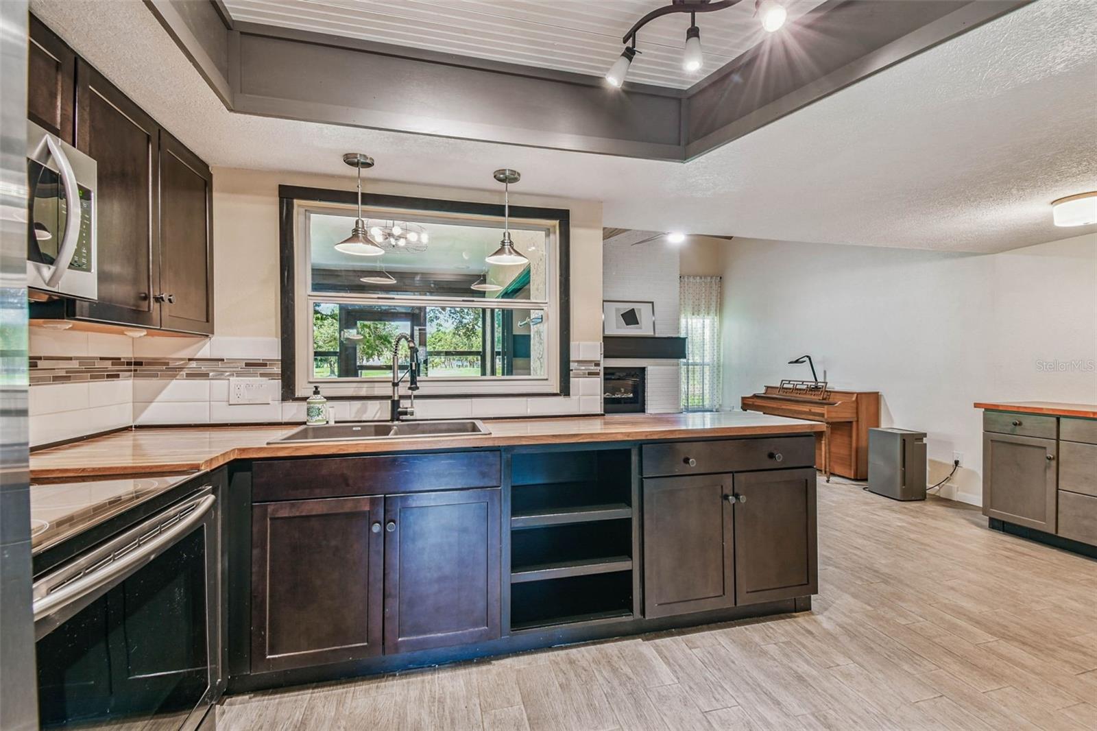 Image 31 of 80 For 5319 Saddlebrook Way