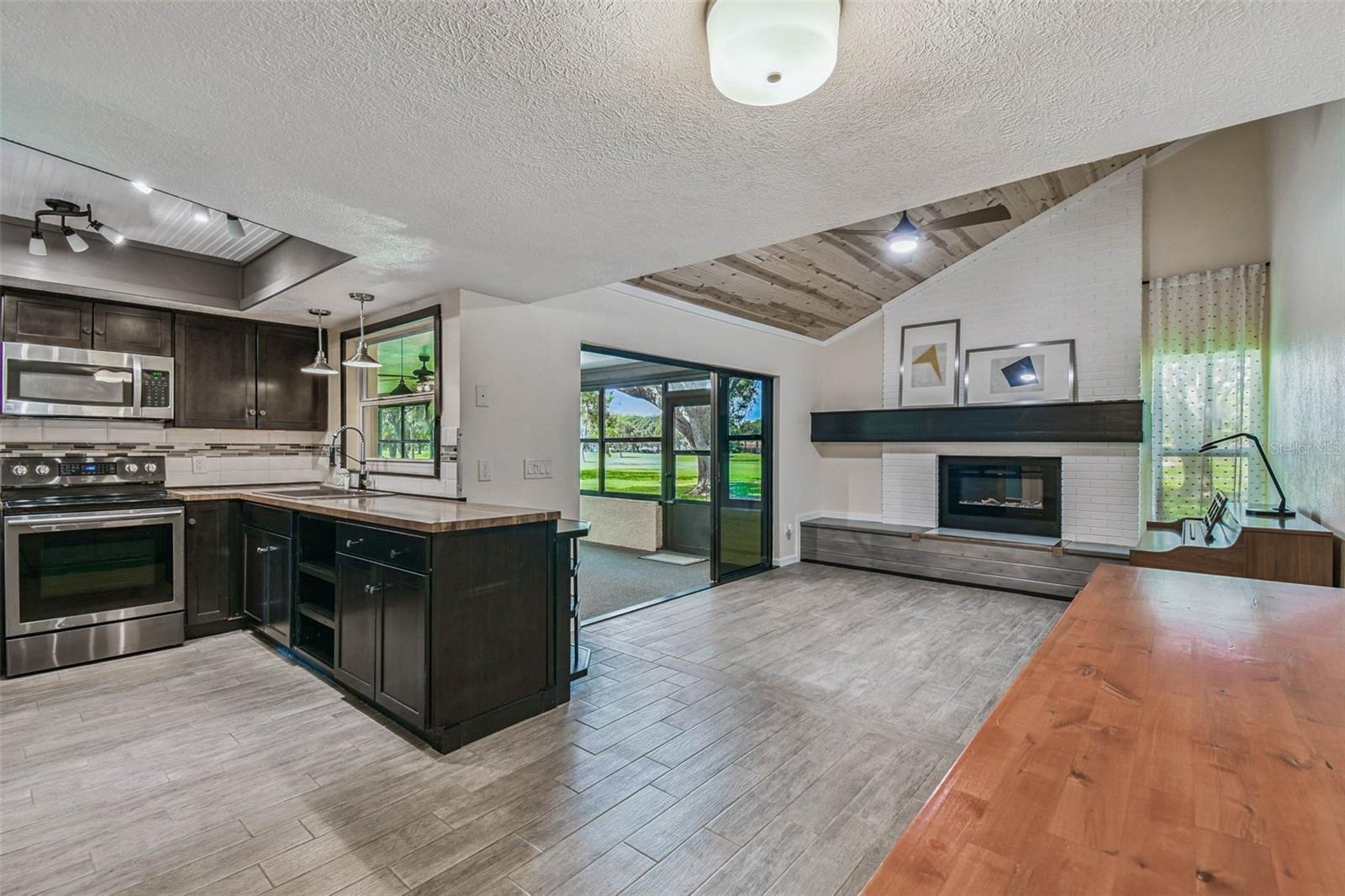 Image 38 of 80 For 5319 Saddlebrook Way