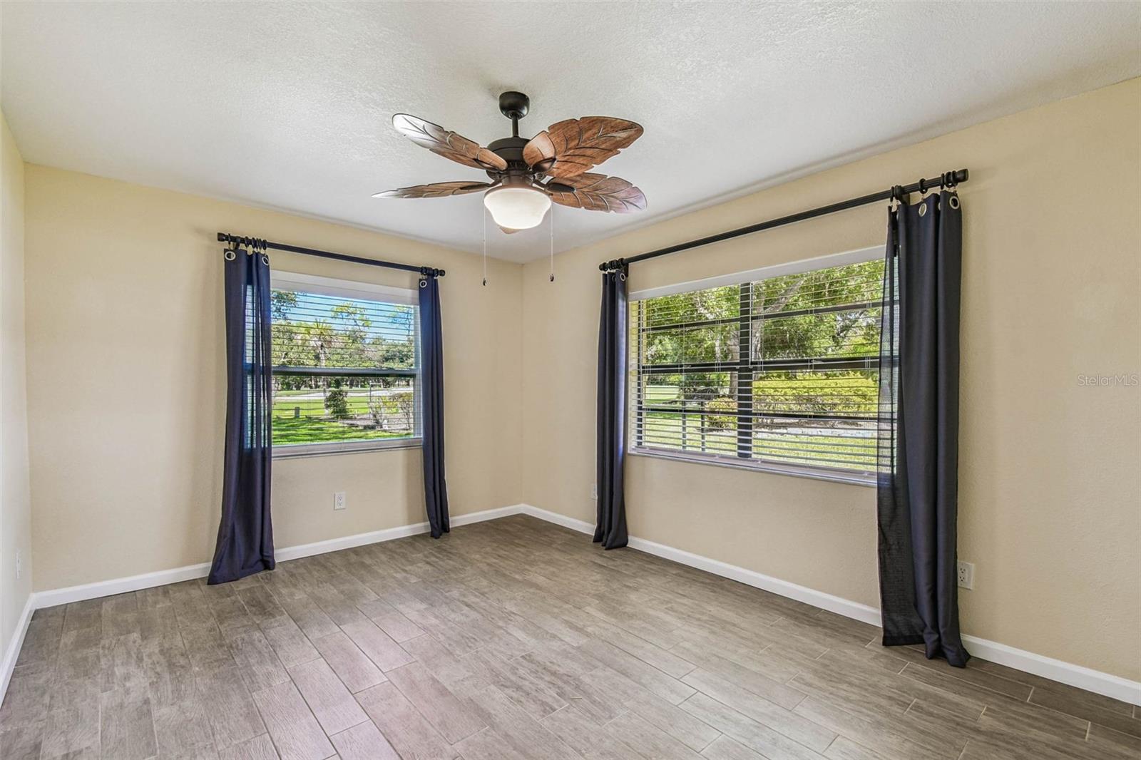 Image 51 of 80 For 5319 Saddlebrook Way