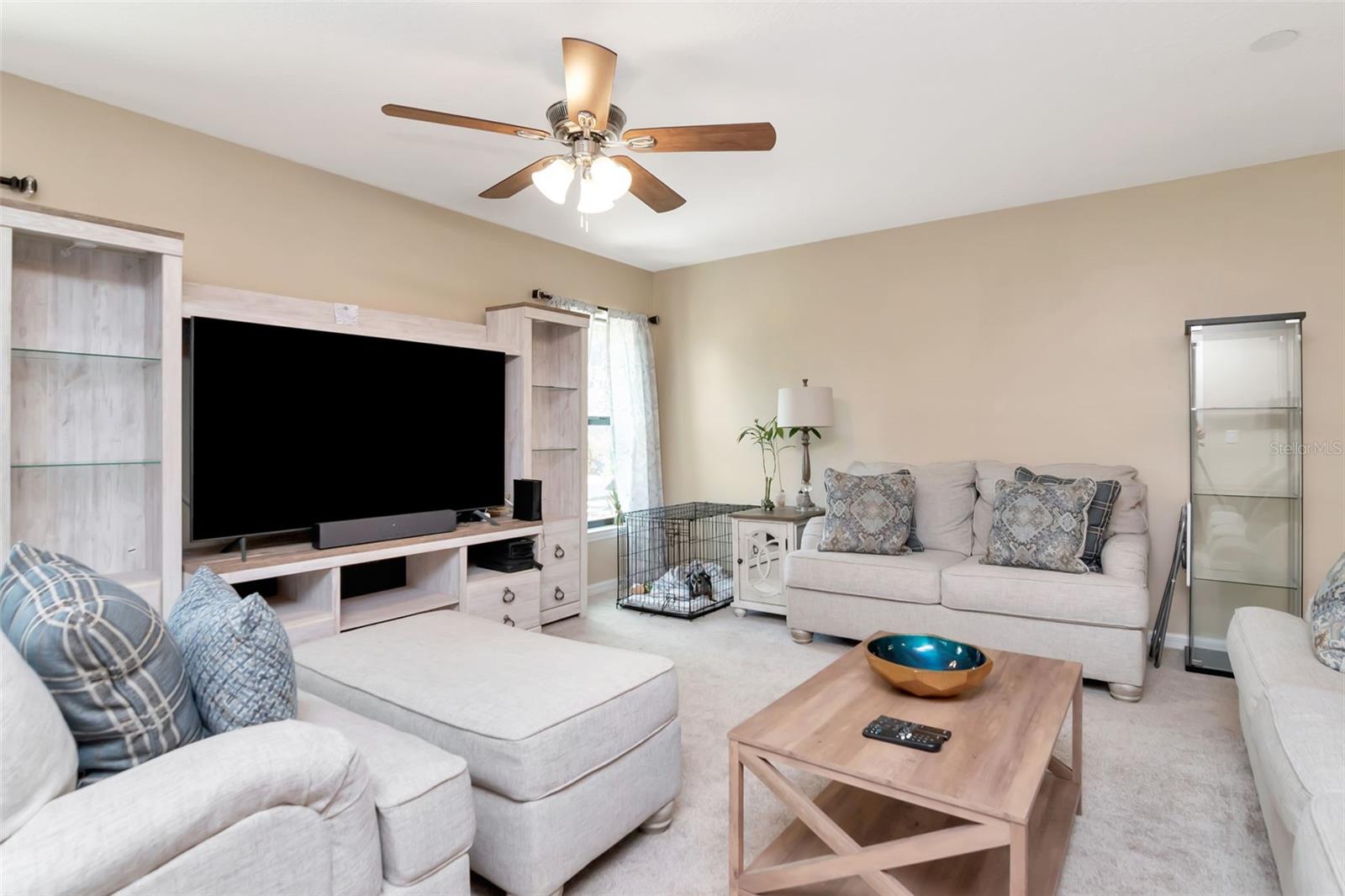 Image 11 of 61 For 5572 Maggiore Boulevard