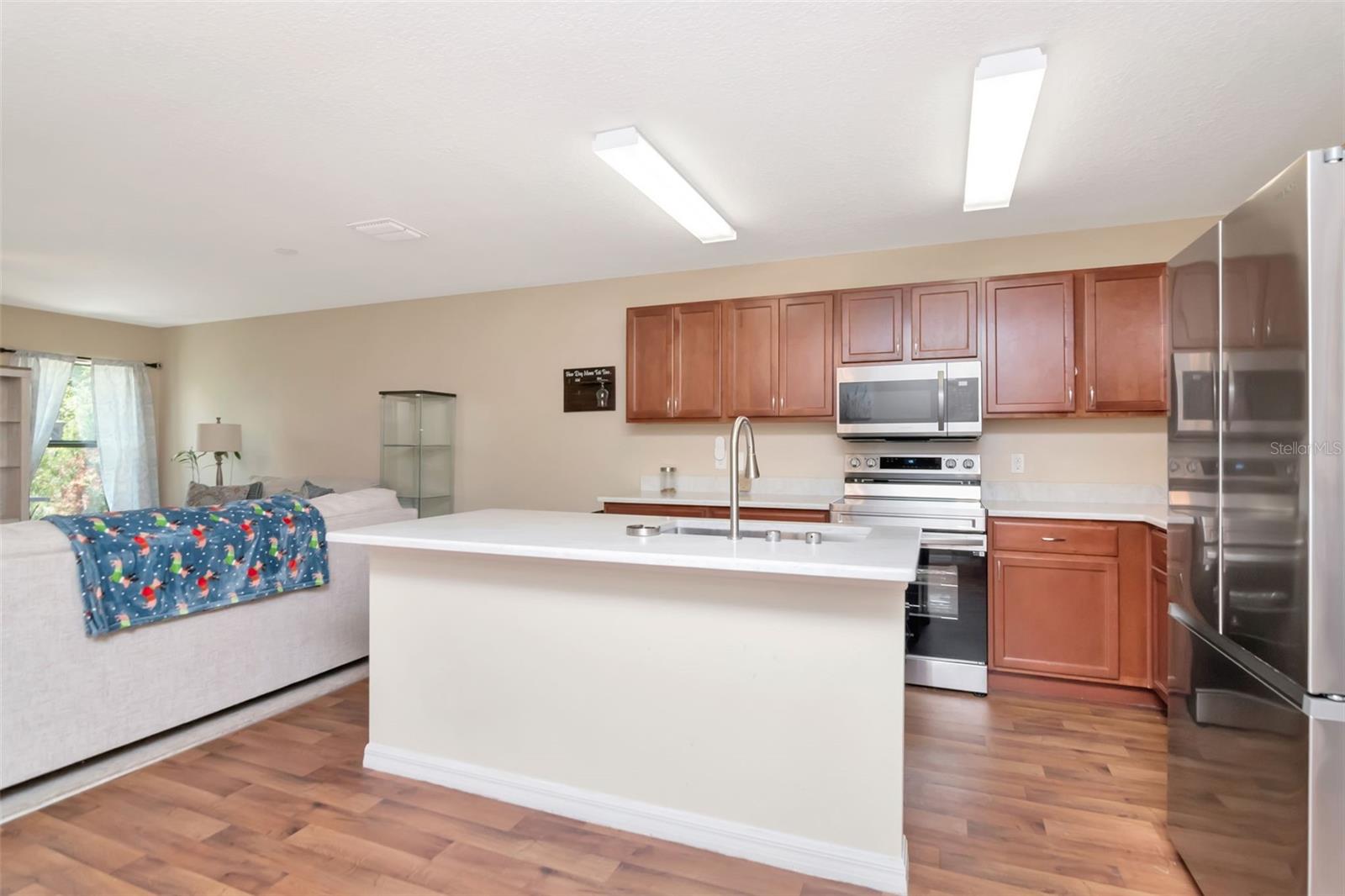 Image 14 of 61 For 5572 Maggiore Boulevard