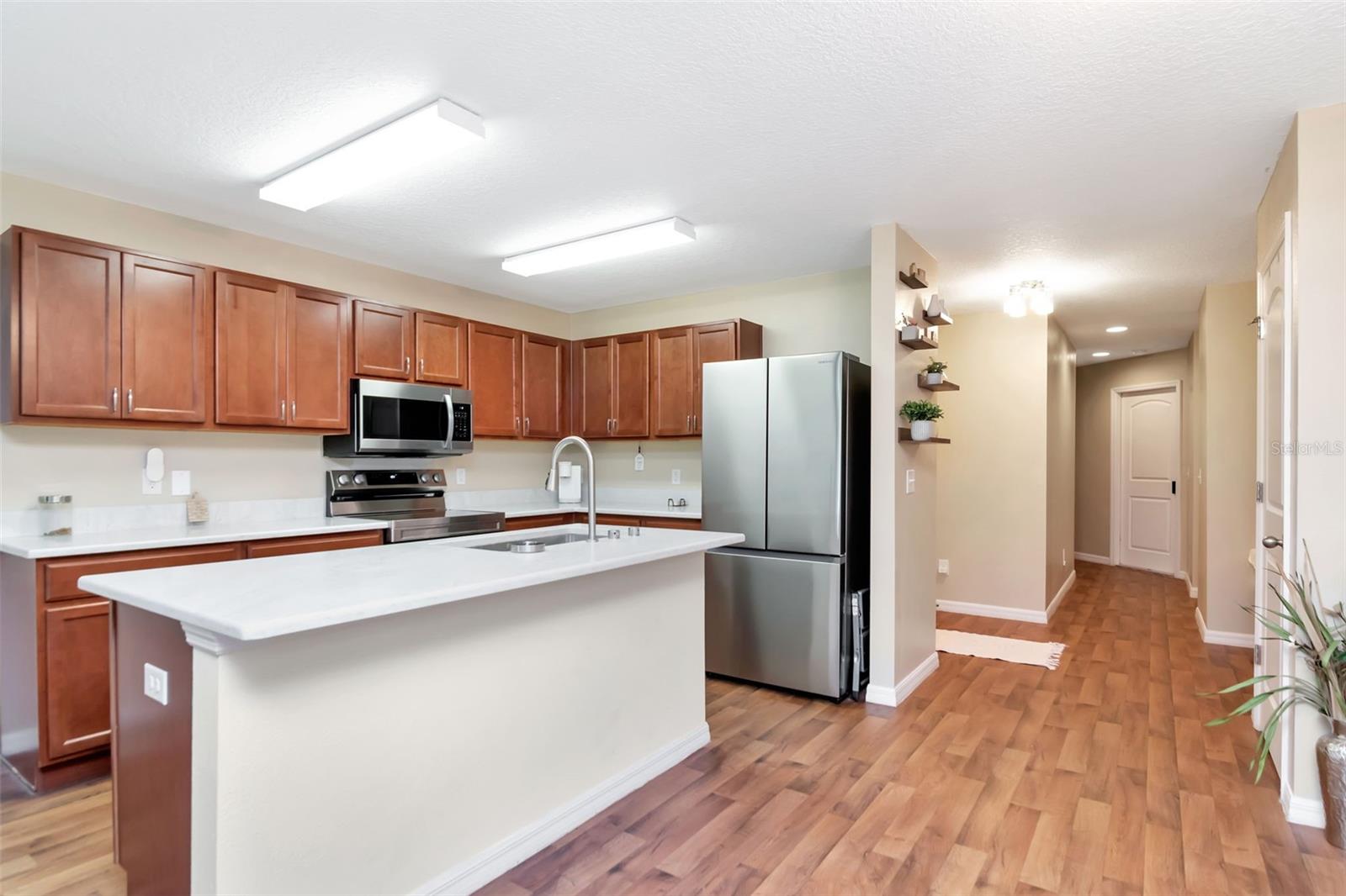 Image 15 of 61 For 5572 Maggiore Boulevard